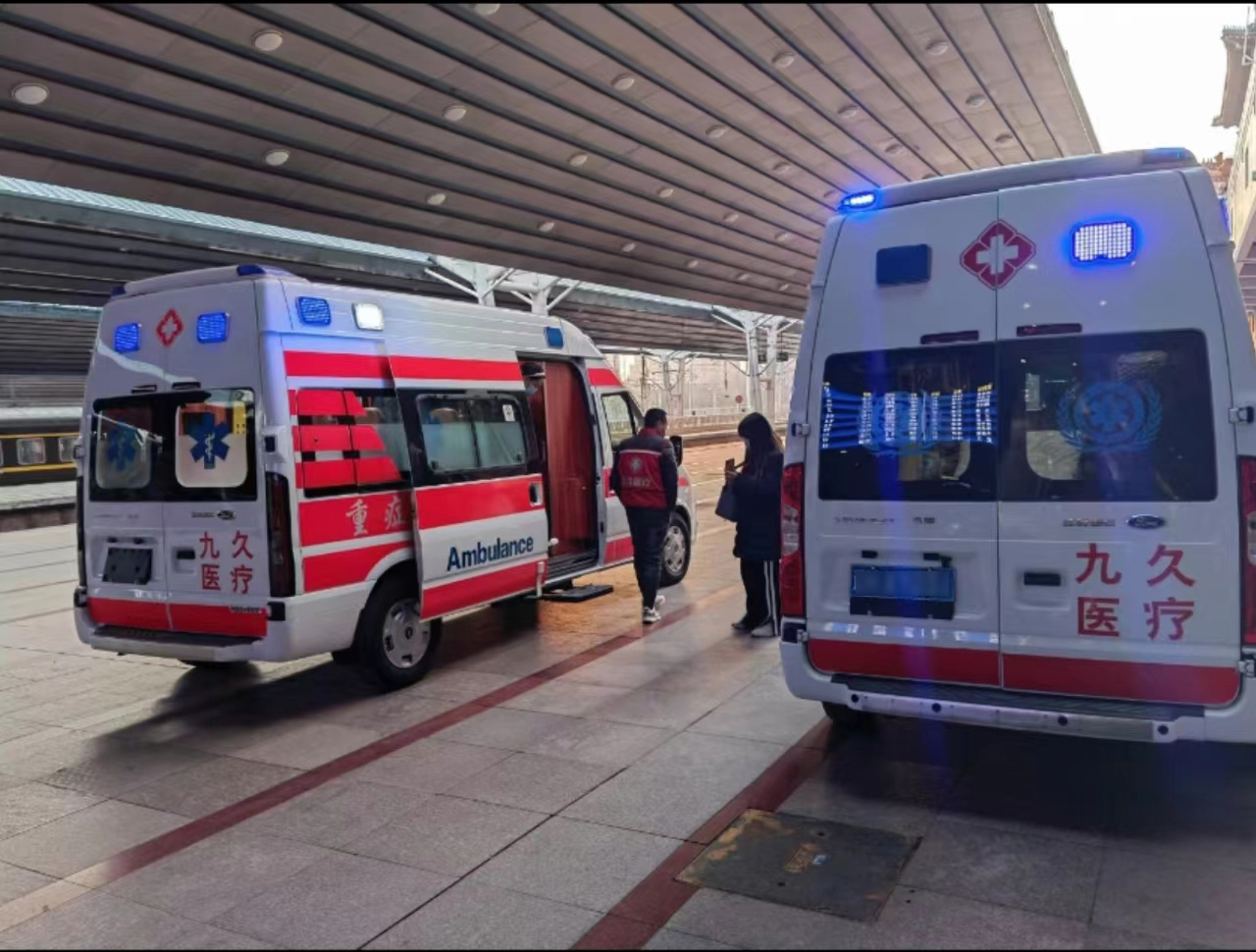 鹤庆县救护车长途转运